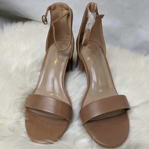 DREAM PAIRS Women's Low-Chunk Low Heel Pump Sandals 6M